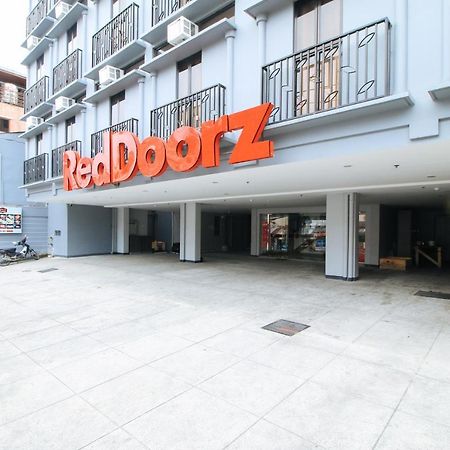 Reddoorz Plus @ Jardin Suites Guadalupe Nuevo Mandaluyong Exterior foto
